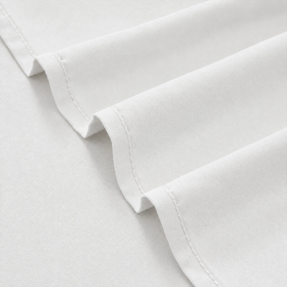 CHUN YI Dust Ruffled Twin Size Bed Skirt, 14 Inch Drop Bedskirt with Split Corners, Washable Smooth Soft Bed Frame Cover
