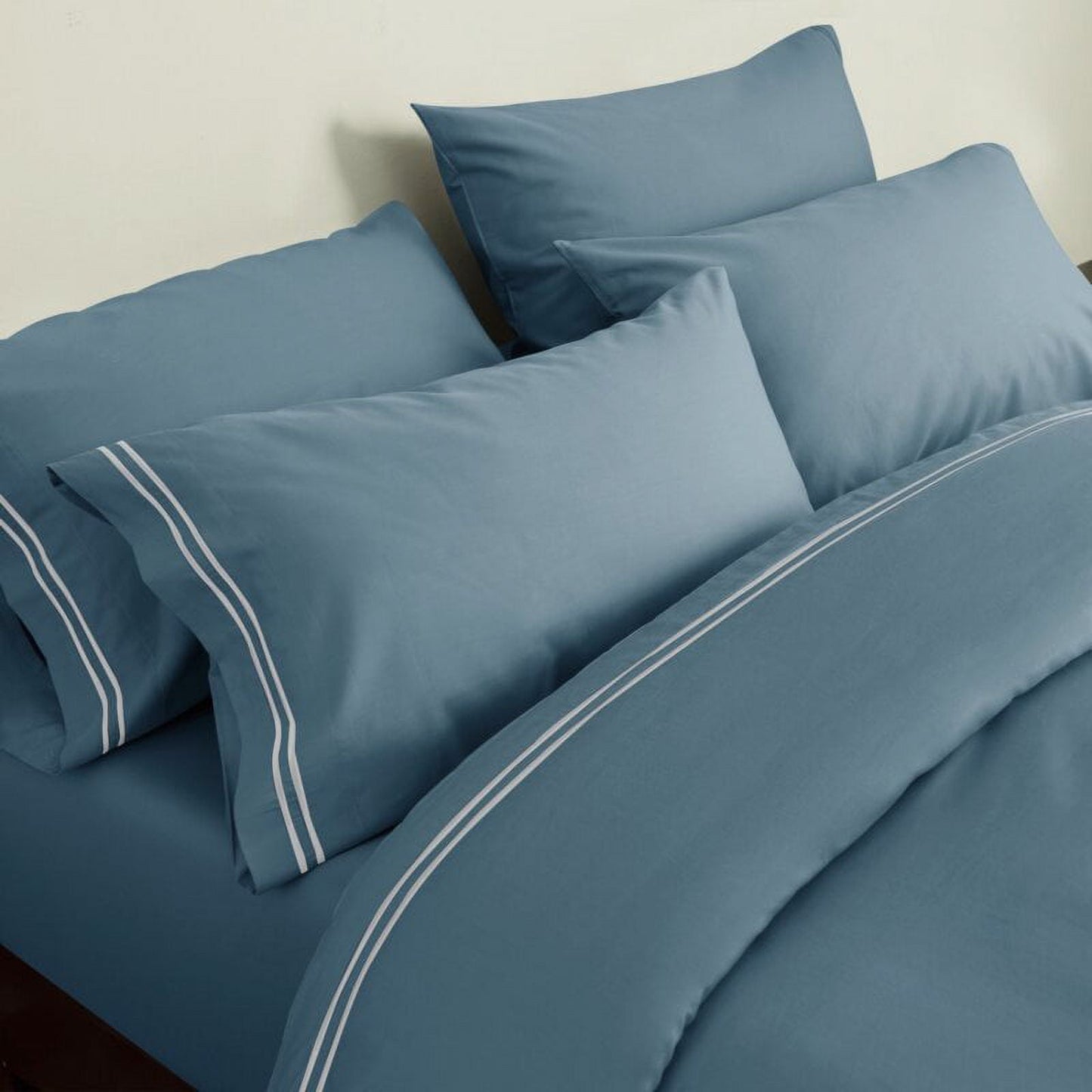 CHUN YI 2 Pieces Pillow Covers Silky Bed Pillowcase Ultra-Soft Breathable Comfortable Pillowcases Set (Twin/Full/Queen,Light Blue)